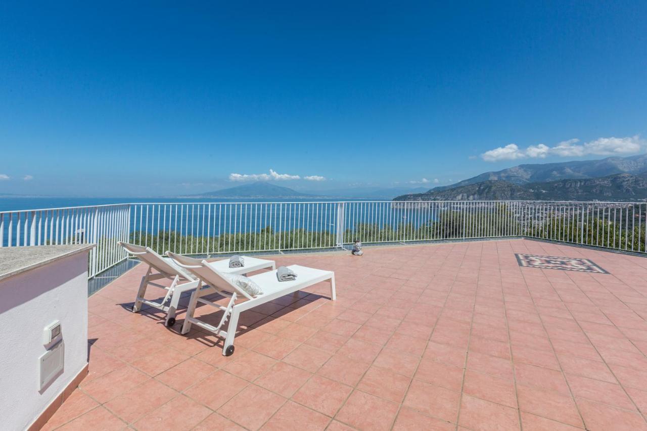 La Terrazza Sul Golfo Villa Sorrento Exterior foto